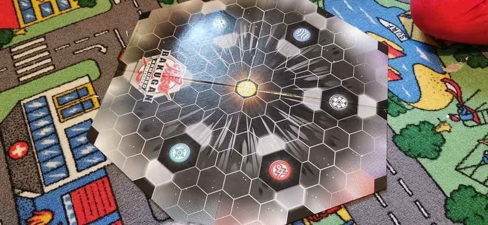 Bakugani si Arena Bakuganilor