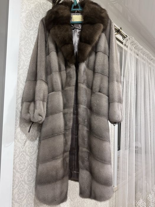 Продам норковую шубу