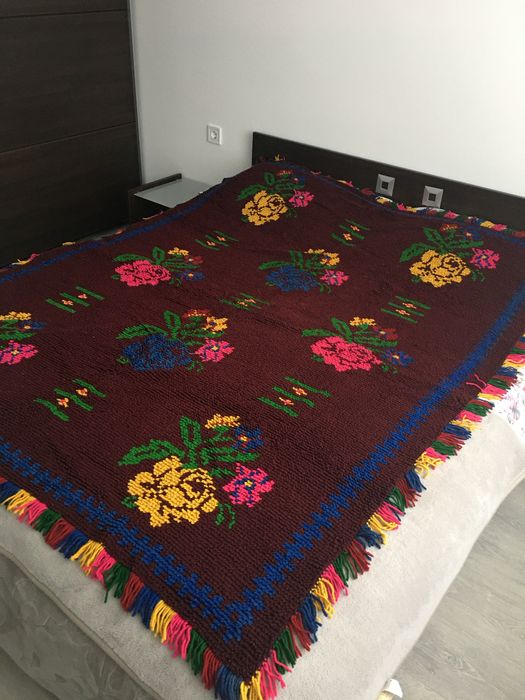 НОВИ Китеници ръчно тъкани със по 2 възглавници