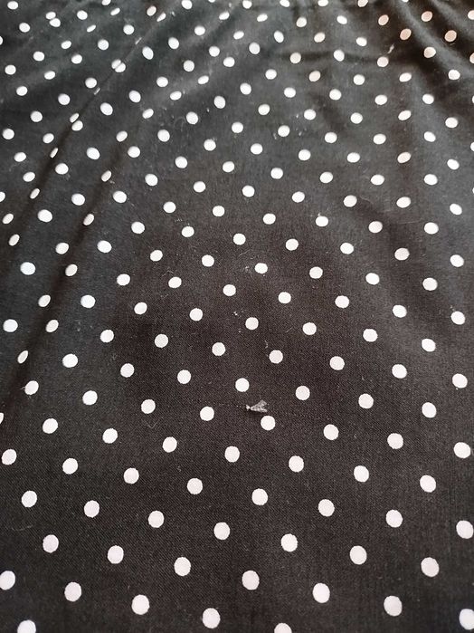 Стилна пола Asos с десен на точки