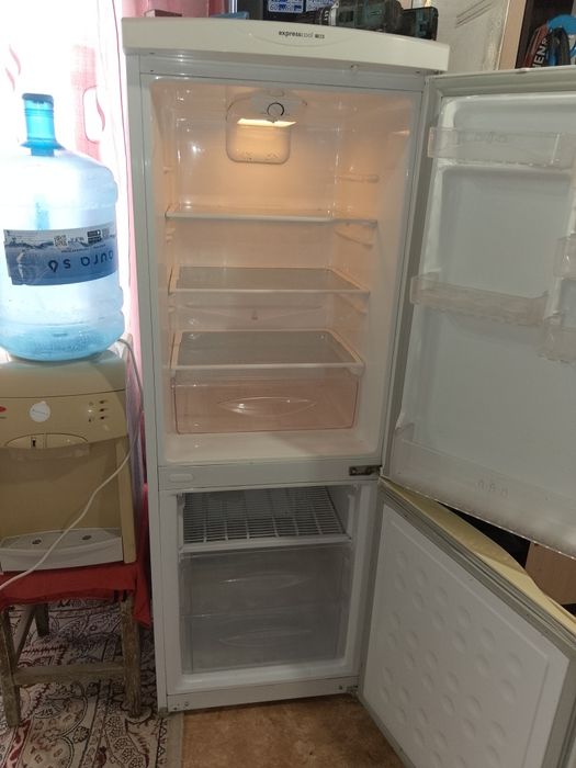 Продам холодильрик