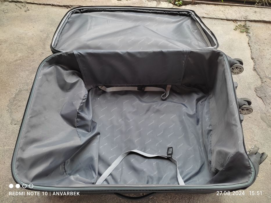 Чемоданы разные и большие! Дёшево!