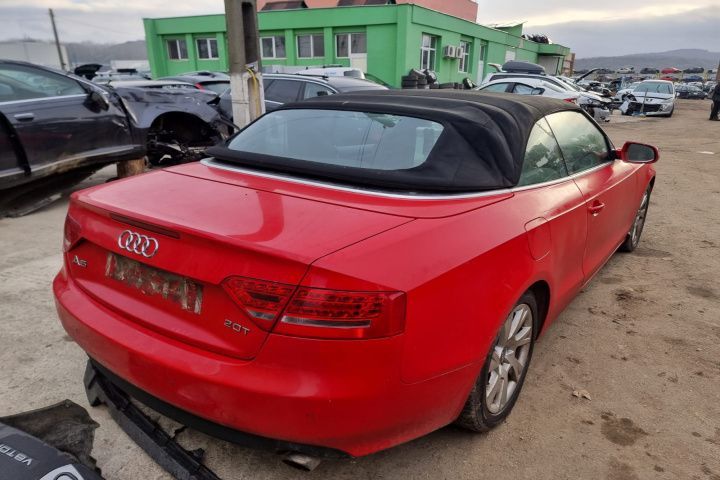 bara armatura spate haion portbagaj volan plafoniera stop tripla stanga dreapta spate Audi A5 cabriolet  motor 2.0tfsi  CDN  dezmembrez turbina piese