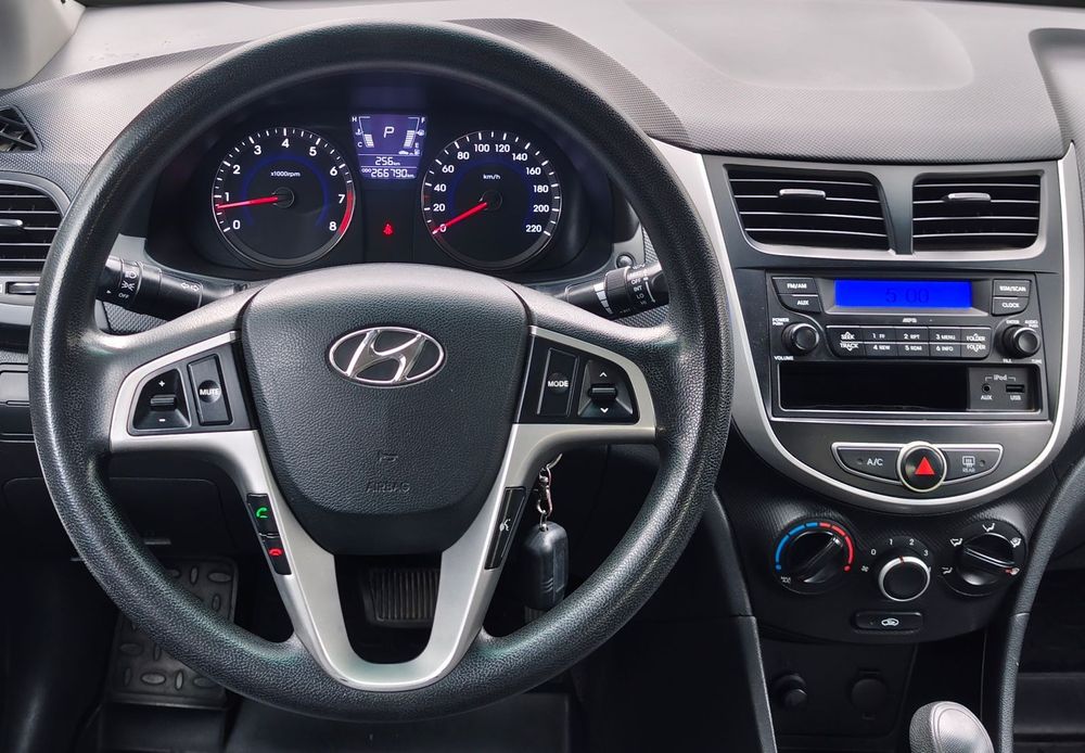 Продам Hyundai Accent