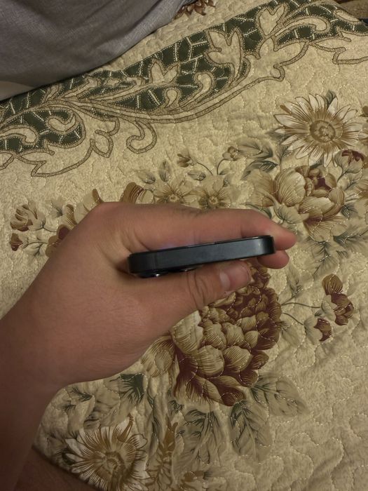 Продается iphone 13 mini 256gb