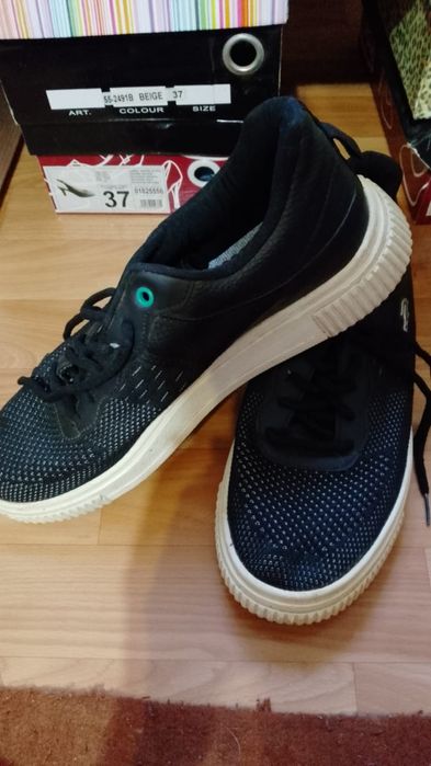 Кроссовки мужские