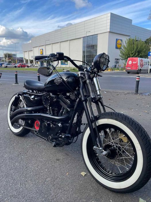 Harley Davidson 883 Springer Custom Bobber