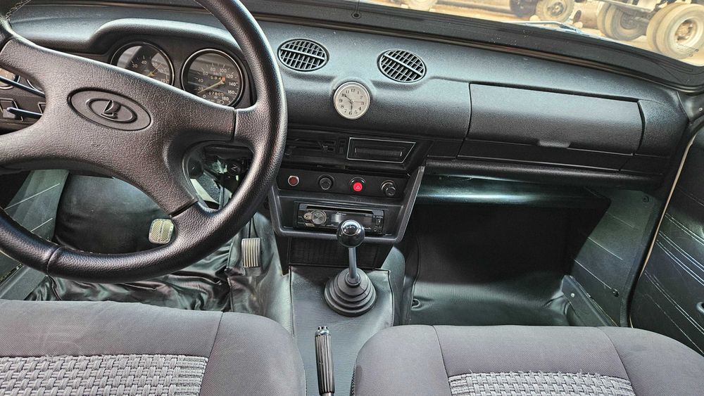 Сотилади Жигули 2106