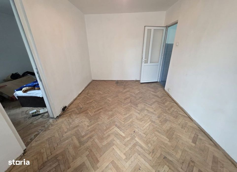 Apartament  3 camere Alexandru cel Bun , 50 metri, etaj 2 Cod:163276