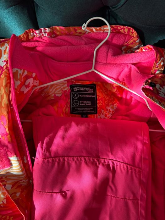 Vand costum Ski 9-10 ani