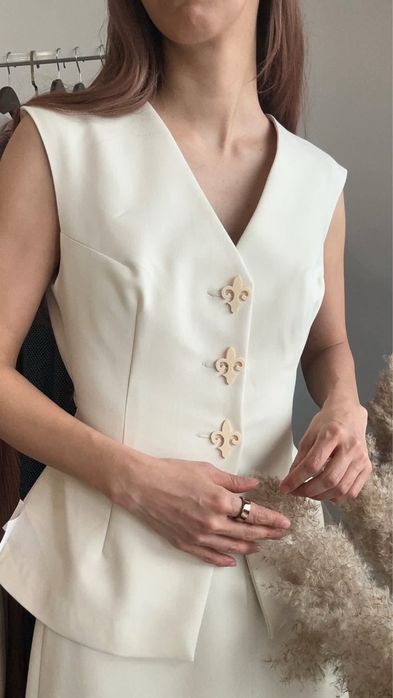 Продам двойку( жилет с юбкой) от atelier kassenova