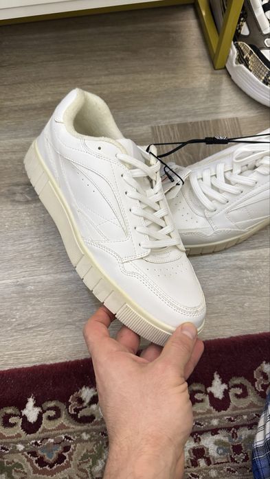 Новые кроссовки Zara оригинальные