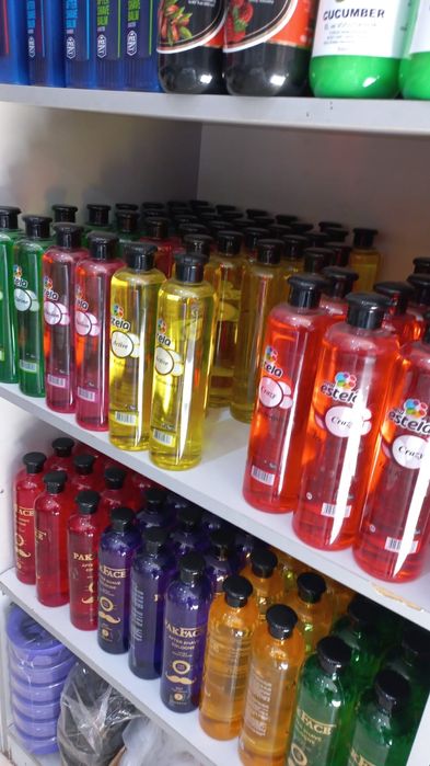 Професионални шампоани , вакси , одеколони , машини и други