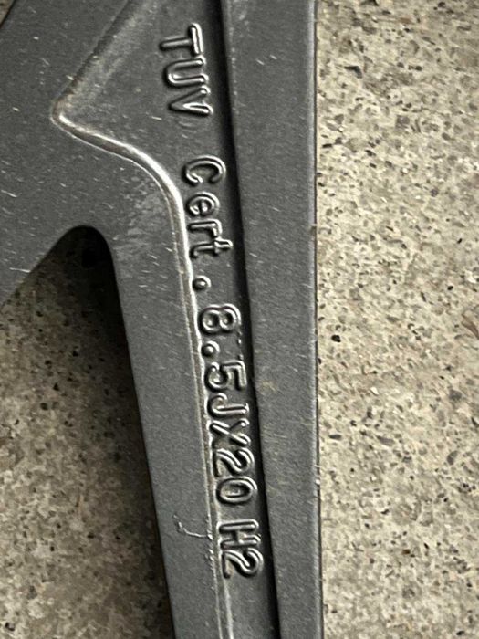 Джанти MAM 20" за Audi със зимни гуми