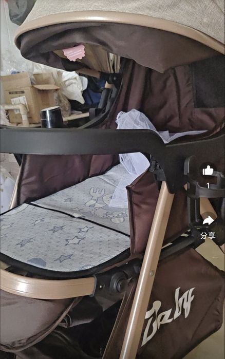 Продам новую прогулочную коляску