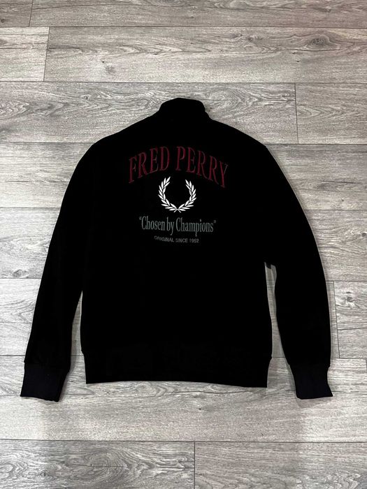 Полу замок Fred Perry