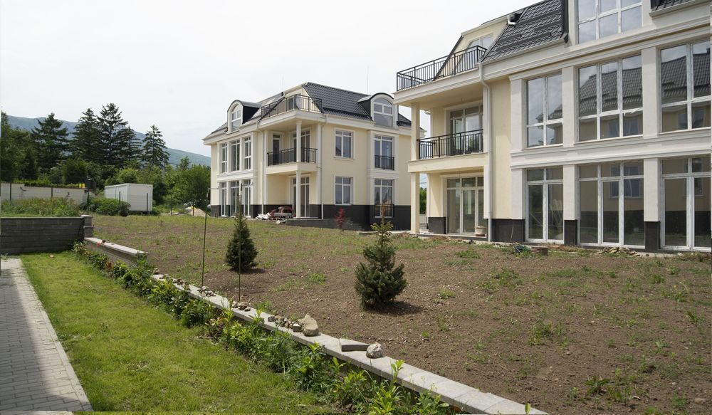 Продава се Къща в София, в.з. Малинова долина - 740 кв.м за 1199 €/кв.м - Снимка #2