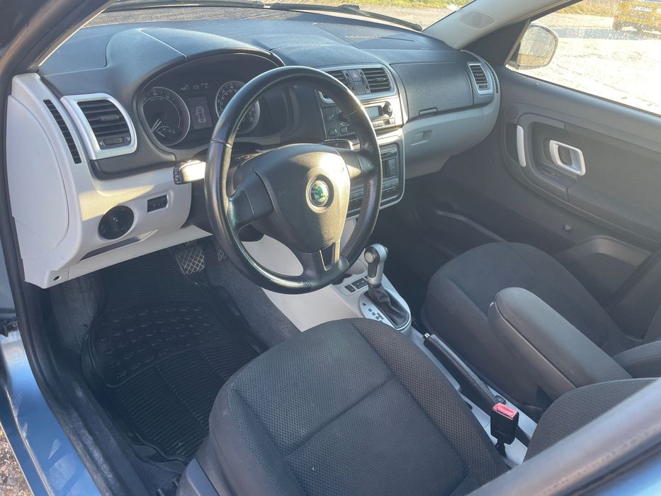 Skoda Roomster 1.6i, 105 кс., автоматик, панорама, парктроник
