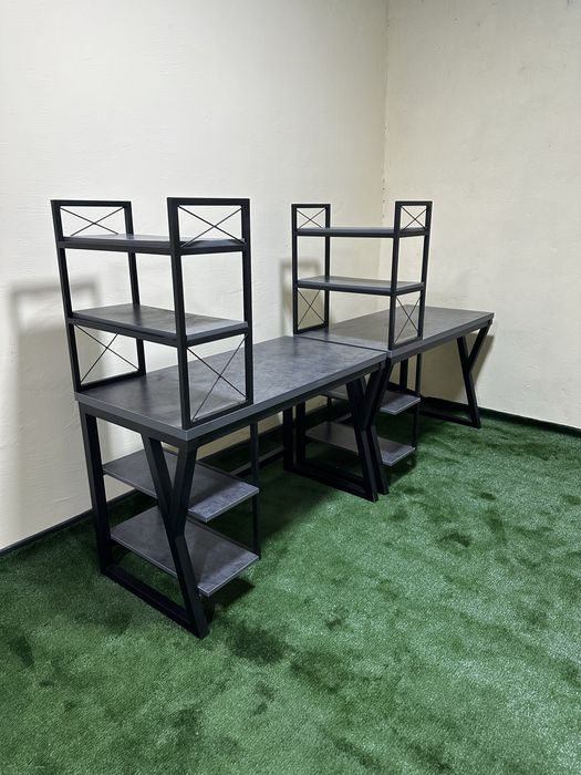 Стол в стиле лофт