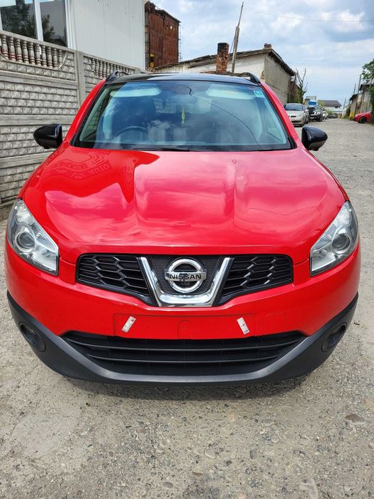Dezmembram Nissan Qashqai J10 usa fata /usa spate/motor 1.5 dci