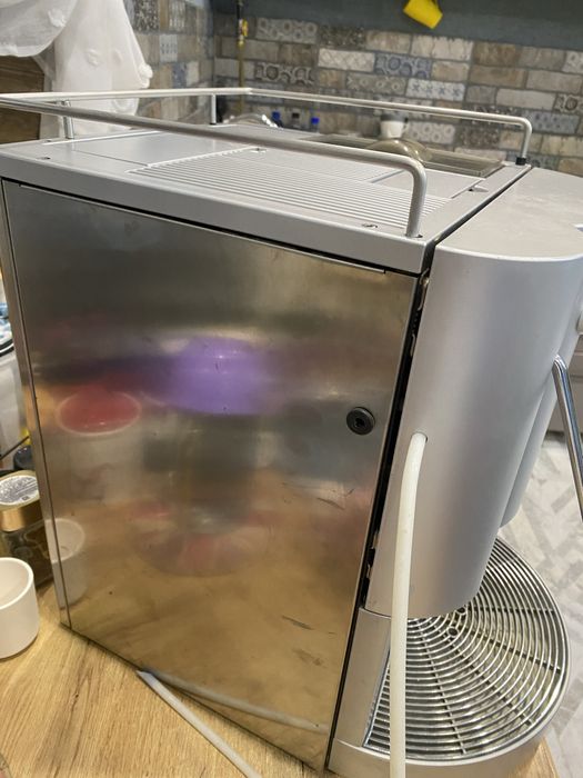 Кофемашина Nuova simonelli