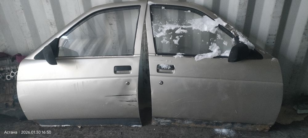 Продам Двери  ваз 2110