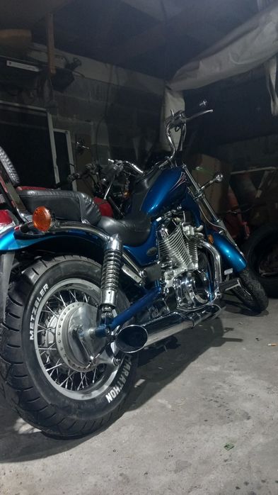 Suzuki intruder VS600 GL A2