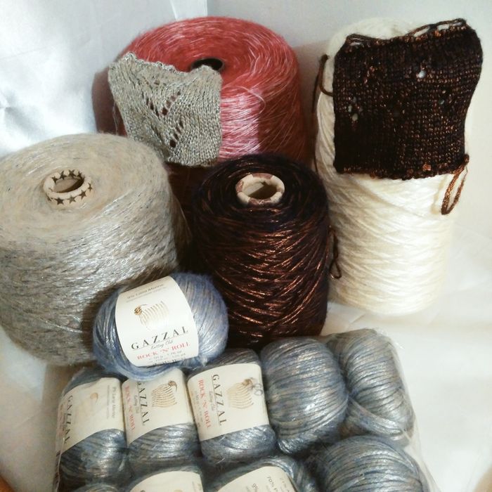 Стоковая пряжа бренд