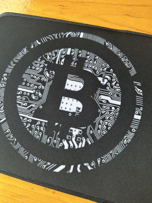Подложка за мишка Биткойн в различки разцветки