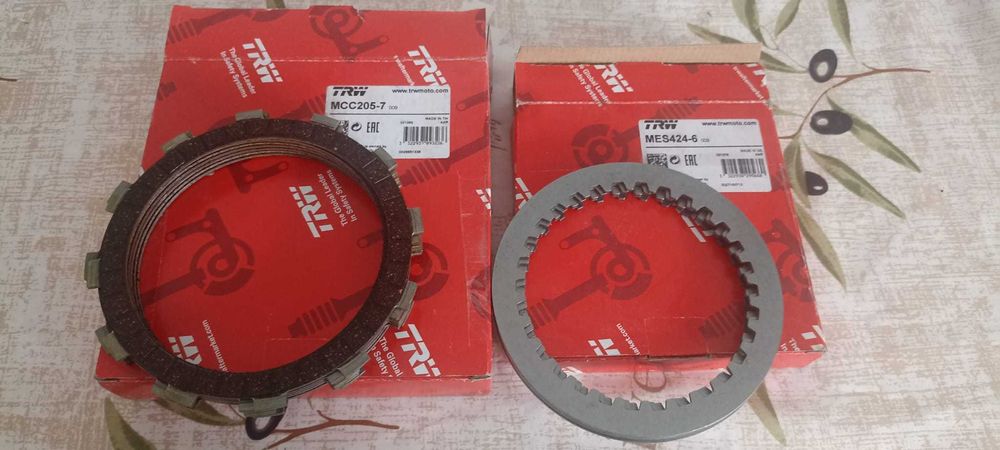 Kit ambreiaj TRW Versys 650 / ER 6 N/F
