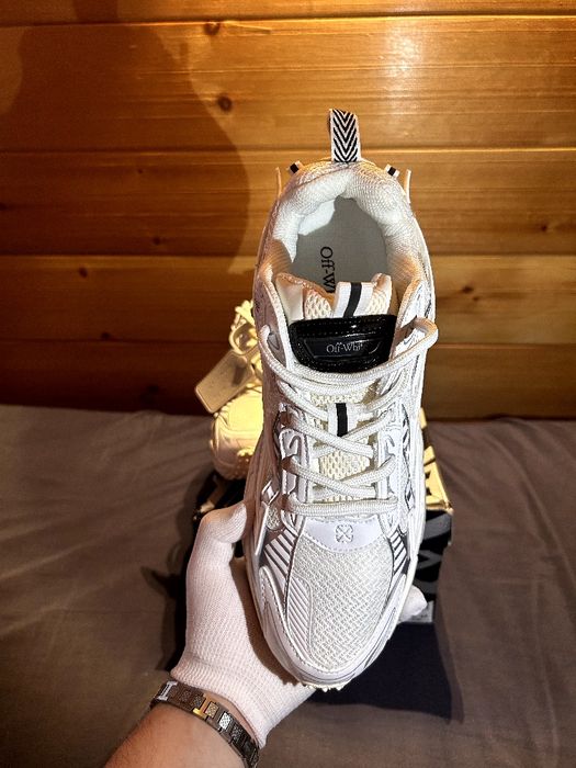 Кросовки Off-White «Be Right Back