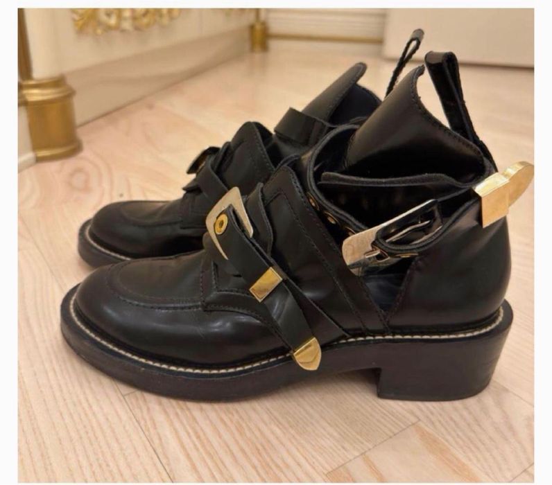 Женская ботинки Balenciaga