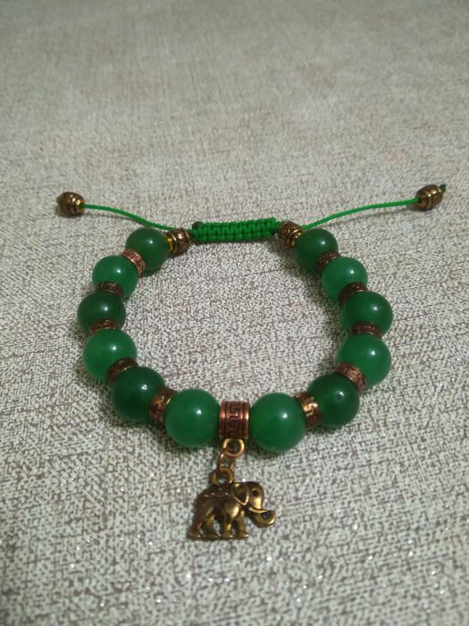 Браслеты с натуральными камнями