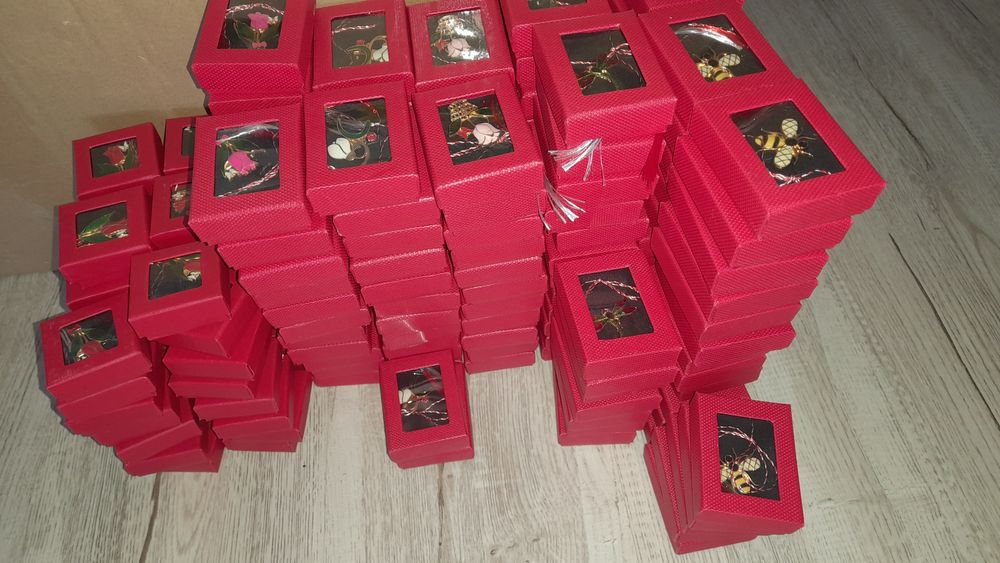 Lot mărțișoare ( 463 bucati )