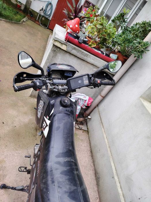 Motocross 200cc perfect funcțional pret negociabil