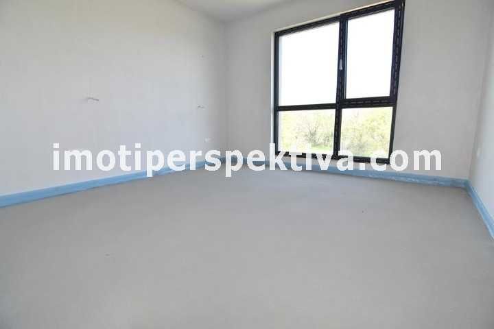 реф.19385 Чисто нова къща с две паркоместа-Коматевско шосе!