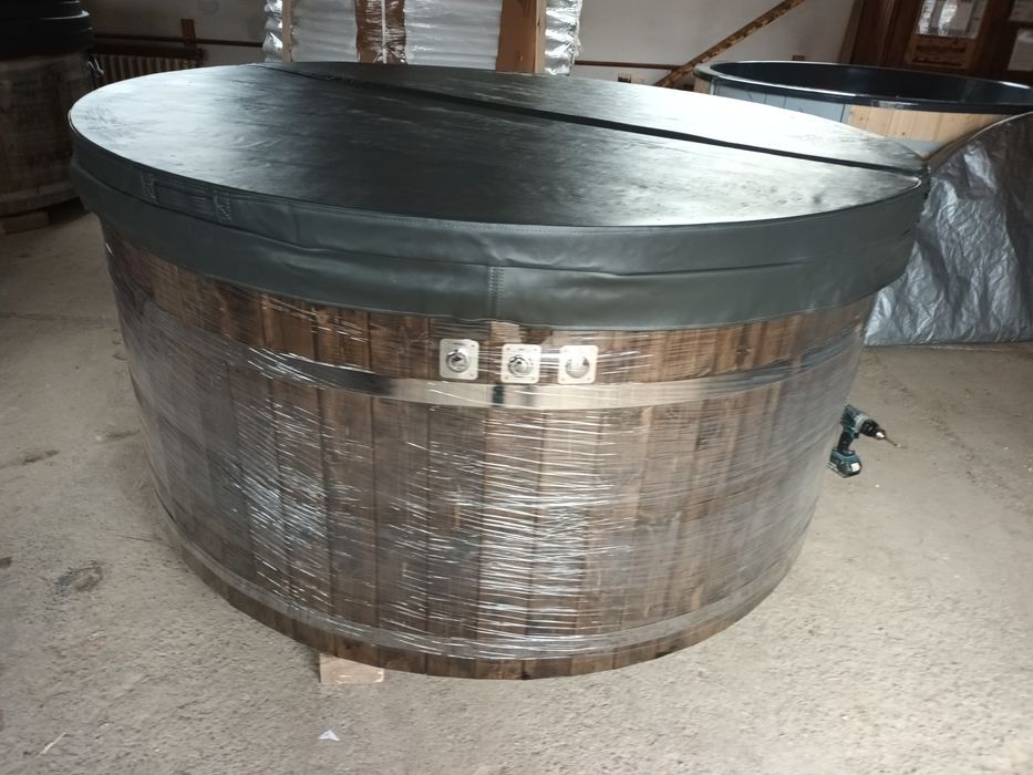 CIubar fibra de sticla cu soba incorporata ,Wellness