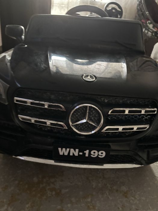 Машинка на пульте управления