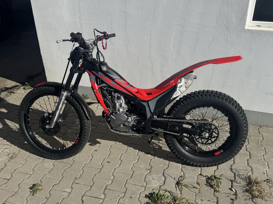 Trial Montesa Cota 260R 4RT 2025