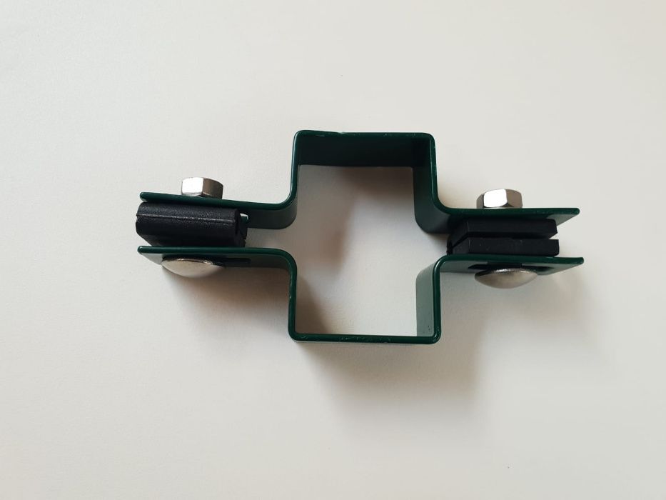 Cleme bride fixare pe stalpi, panouri de gard tip dublu fir / bordurat