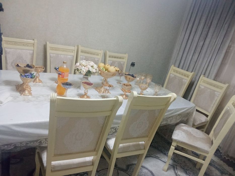 Stol stul 10 kishilik holati yaxshi