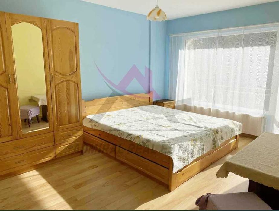 Дава се под наем Двустаен апартамент в Варна, Цветен квартал - 45 кв.м за 348.84 € - Снимка #2