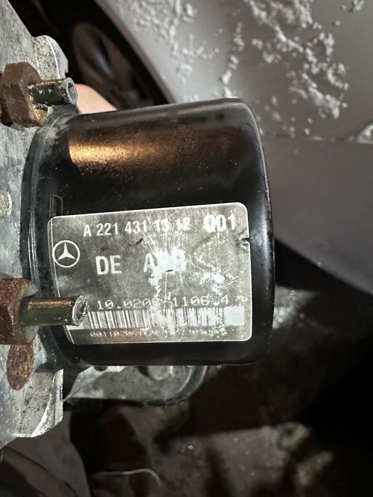 Abs модул Mercedes S class W221