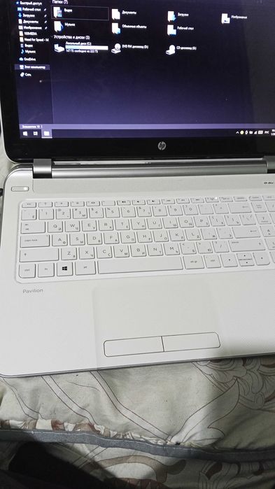Продам ноутбук HP Pavilion 15