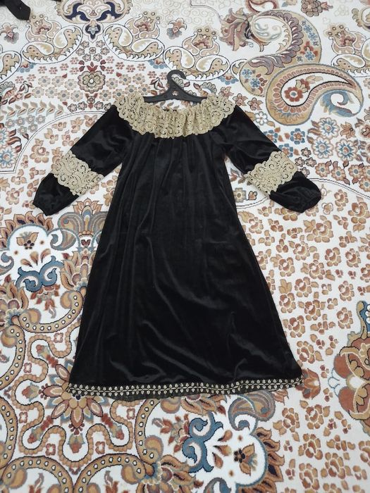 Продаются платья