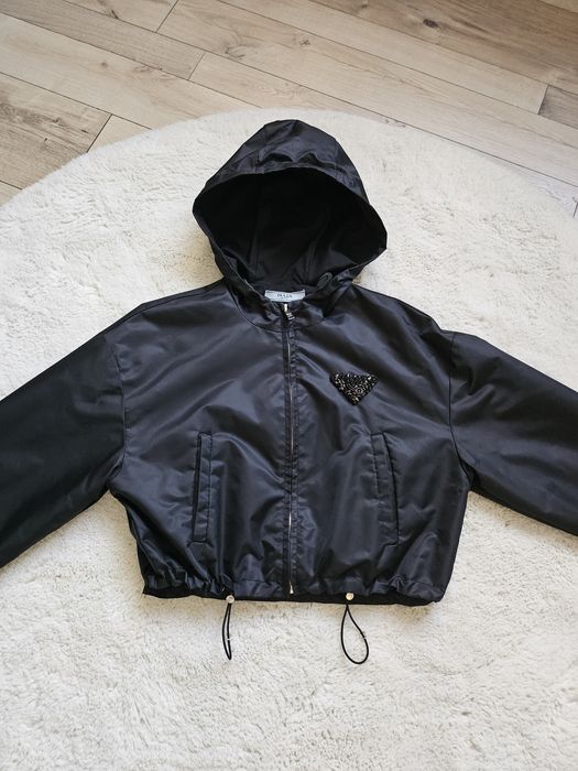 Късо якенце ветровка XS размер