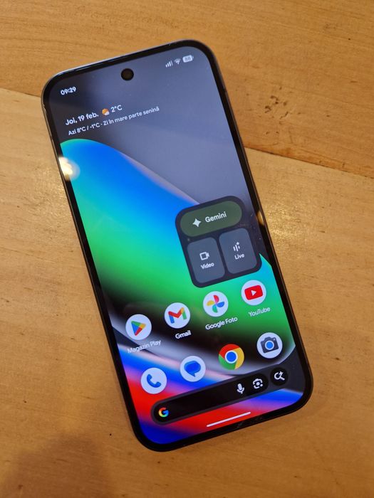 Google Pixel 10 Obsidian