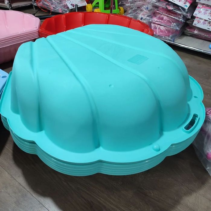 Песочница детская 
Размер 90х84х35 см

Е