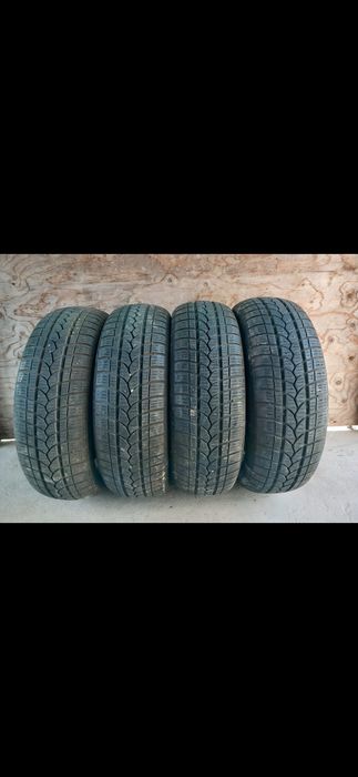 Set 4 Anvelope de Iarna 185/65 R15 92T