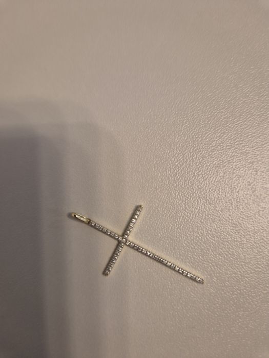 Pandantiv cruciulița aur 14 k cu diamante